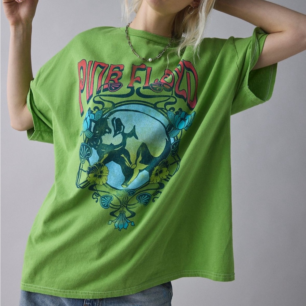 urban outfitters pink floyd band tee